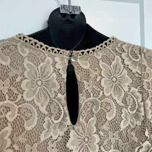 Cable & Gauge Lace Tan Long Sleeve Lined‎ Top Shirt Size Medium - Picture 7 of 9